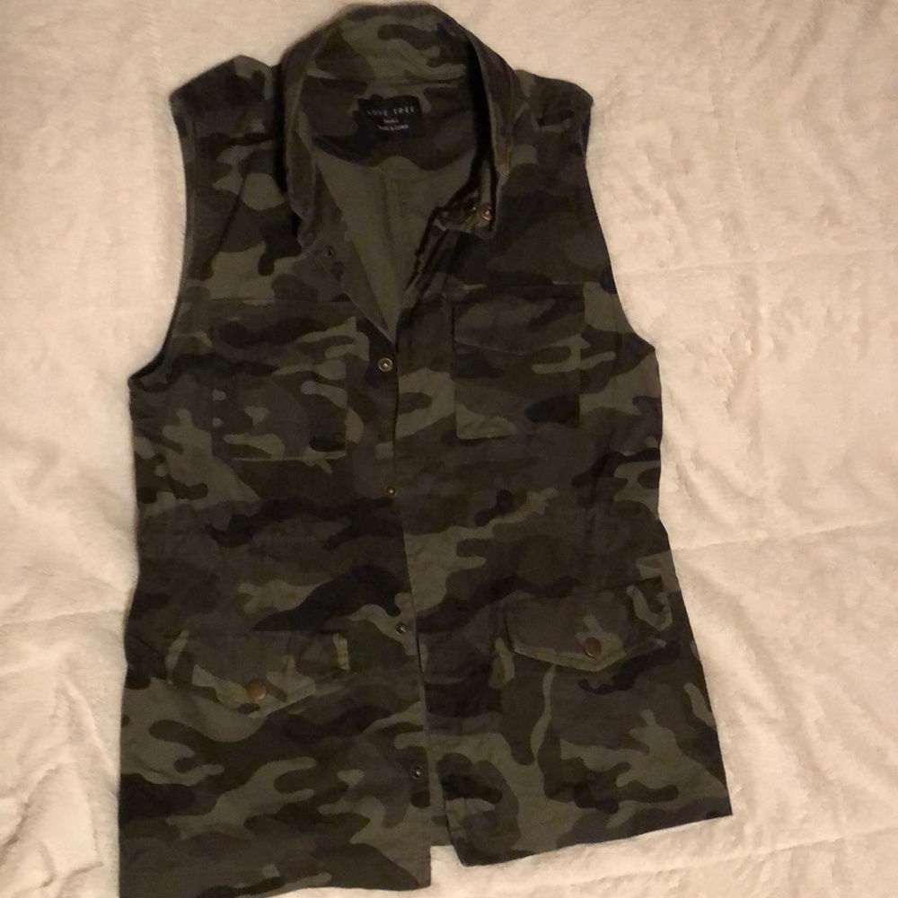 Camo vest